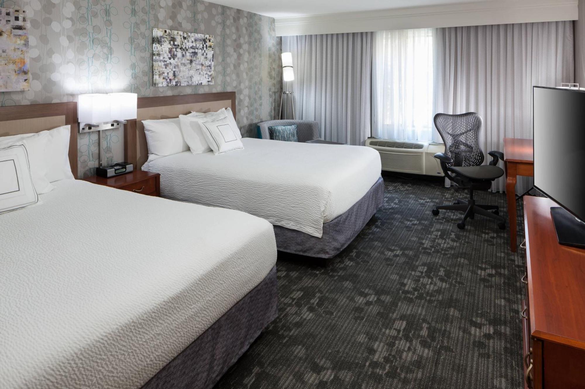 Courtyard Los Angeles Burbank Airport Екстер'єр фото
