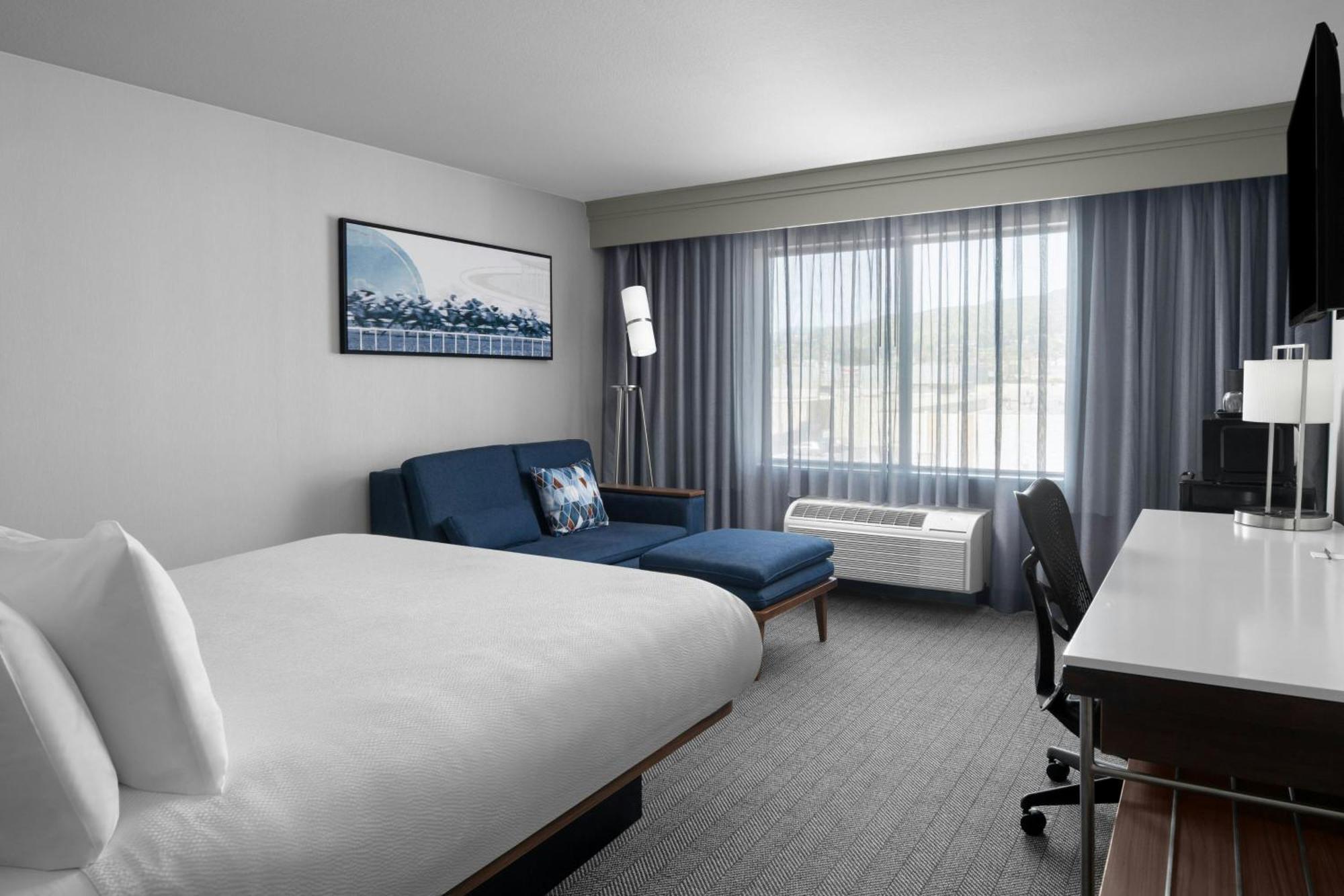 Courtyard Los Angeles Burbank Airport Екстер'єр фото
