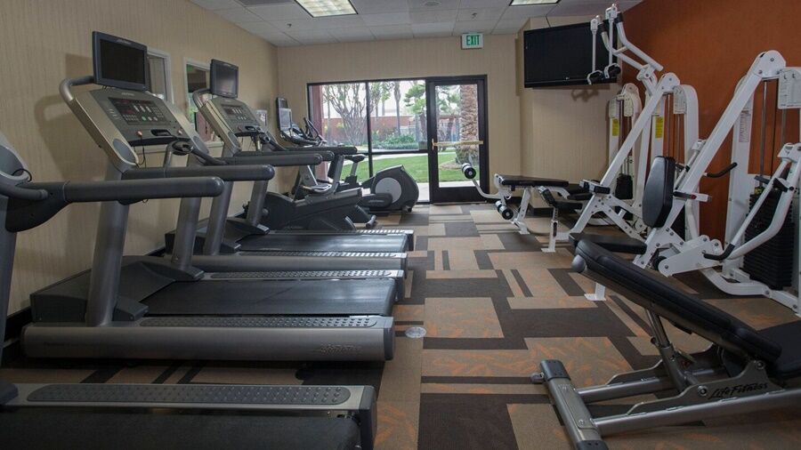 Courtyard Los Angeles Burbank Airport Екстер'єр фото