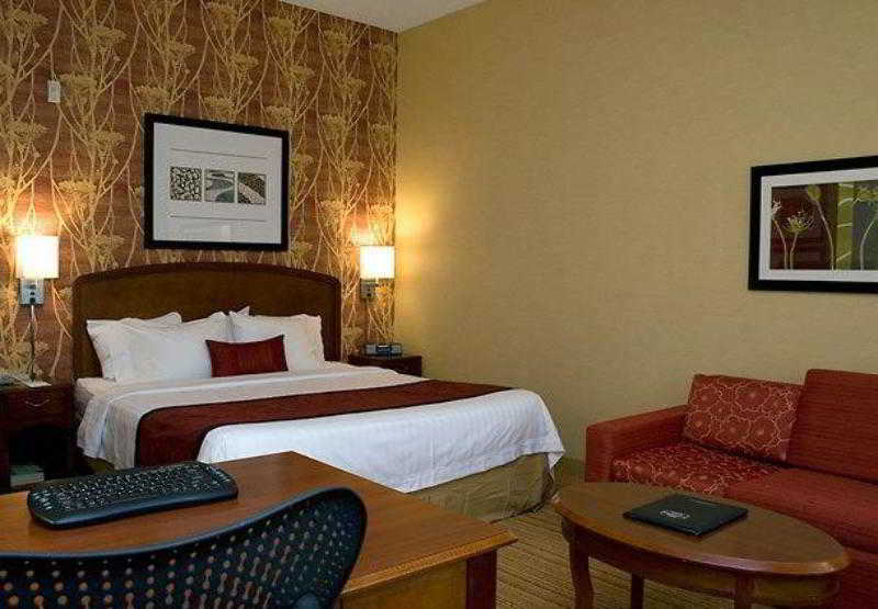 Courtyard Los Angeles Burbank Airport Екстер'єр фото
