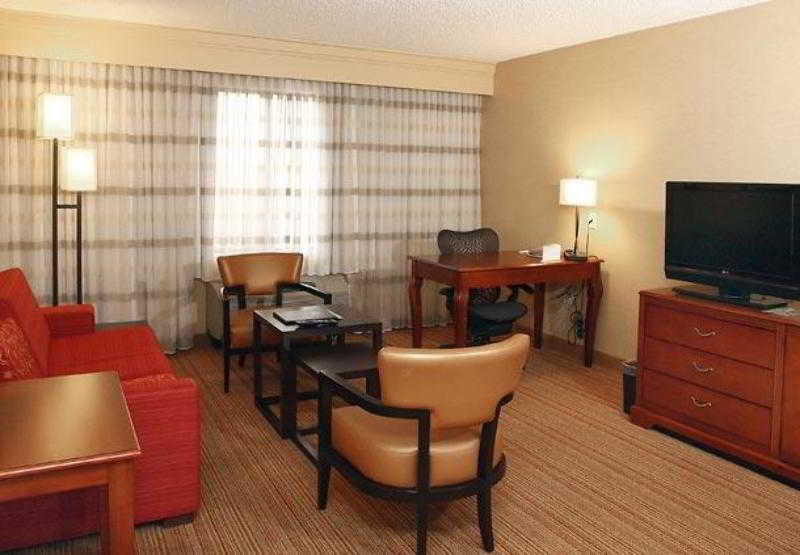 Courtyard Los Angeles Burbank Airport Екстер'єр фото